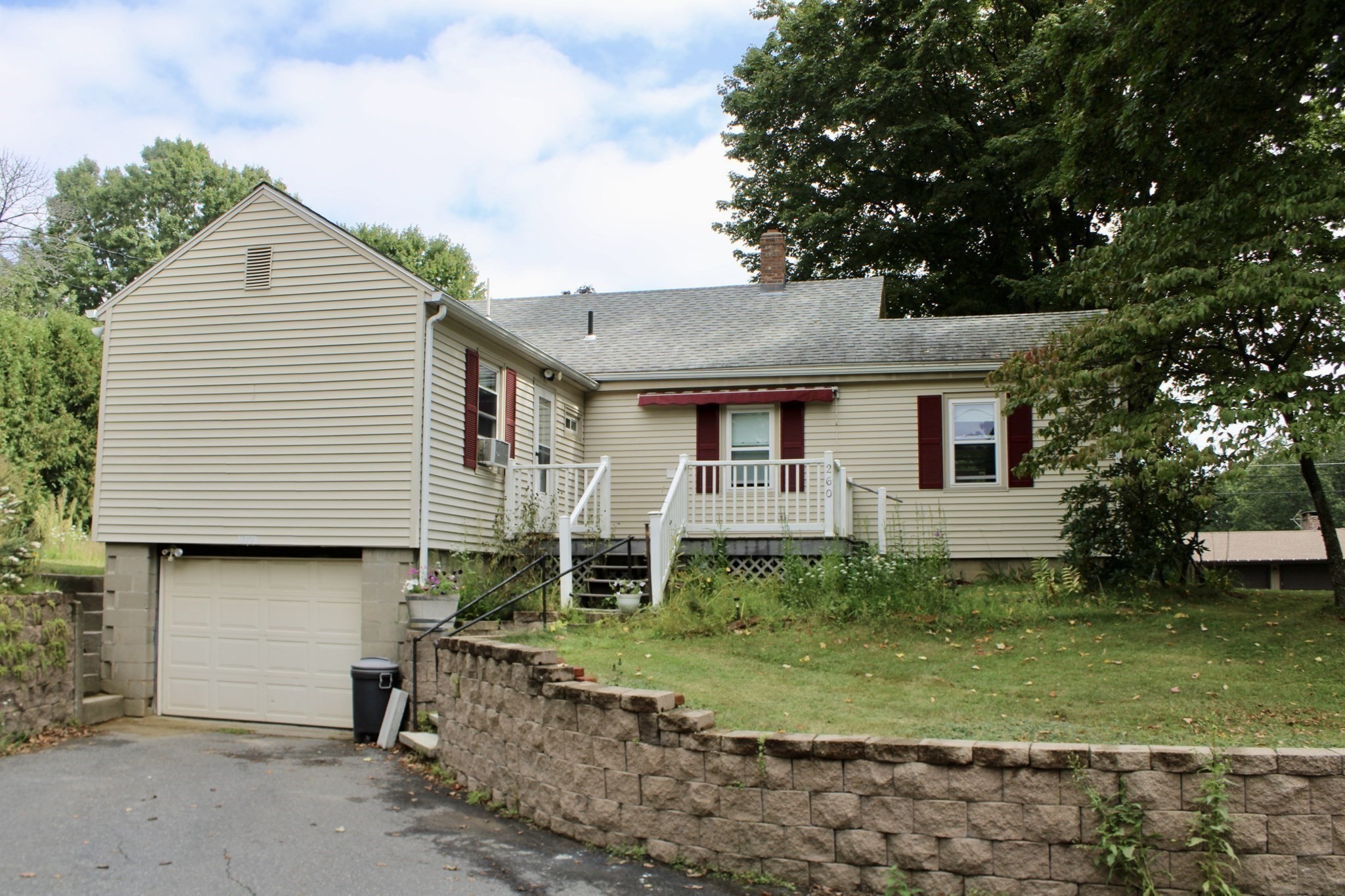 260 Conway Rd Property Photo 4