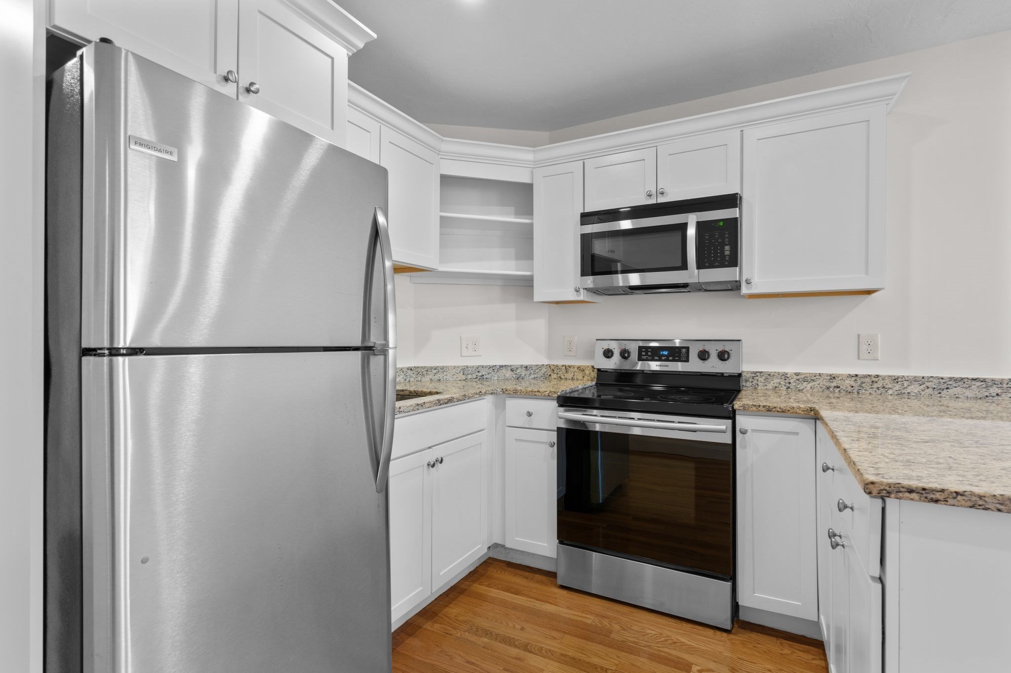 754 Huntington Ave # 3 Property Photo 1