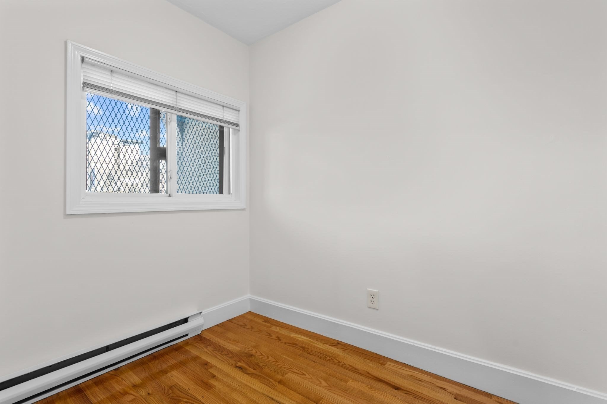 754 Huntington Ave # 3 Property Photo 4