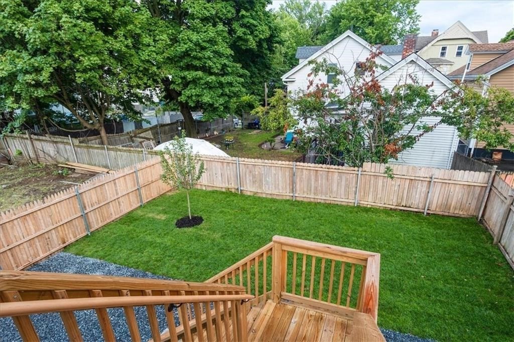 28 Potters Ave Property Photo 5