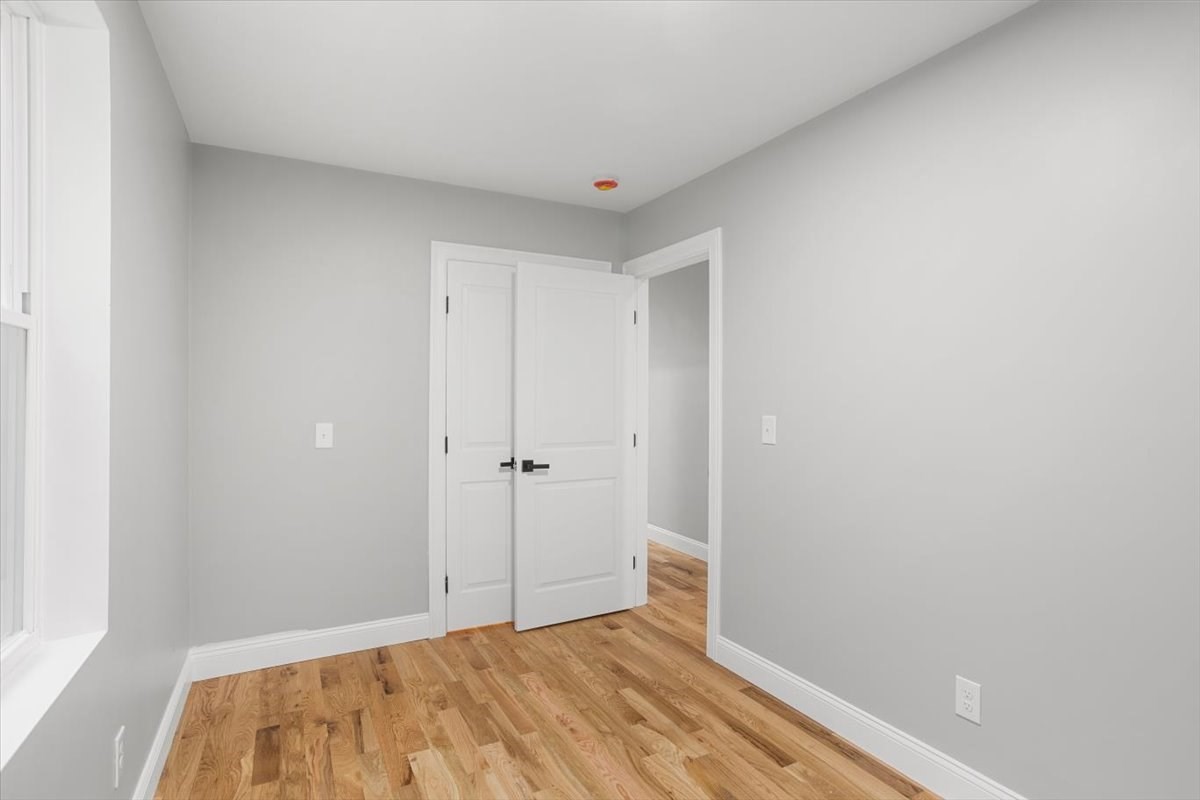 28 Potters Ave Property Photo 16