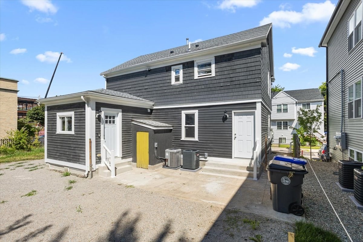 149 Burnside Street Property Photo 6