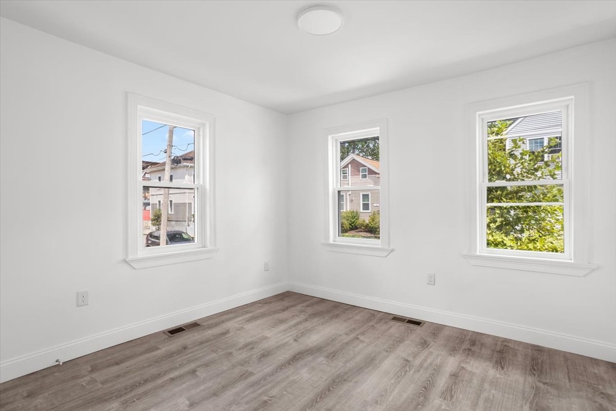 149 Burnside Street Property Photo 16