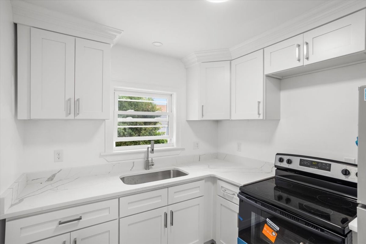 149 Burnside Street Property Photo 31