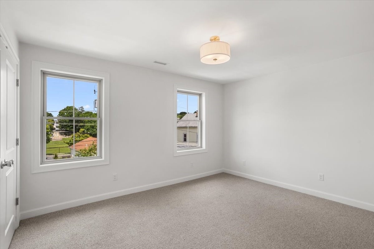 11 Stone Street # D Property Photo 18