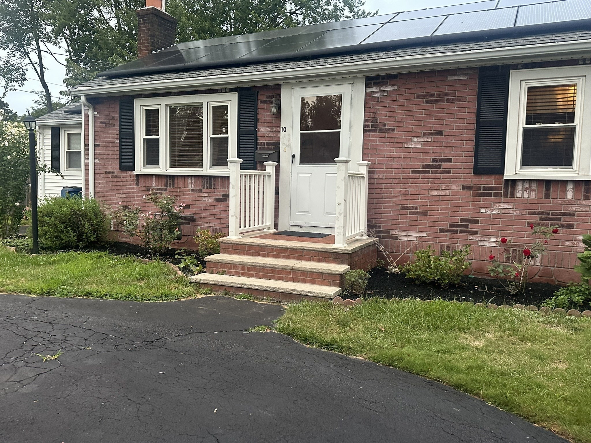 10 Milton Ter Property Photo 1