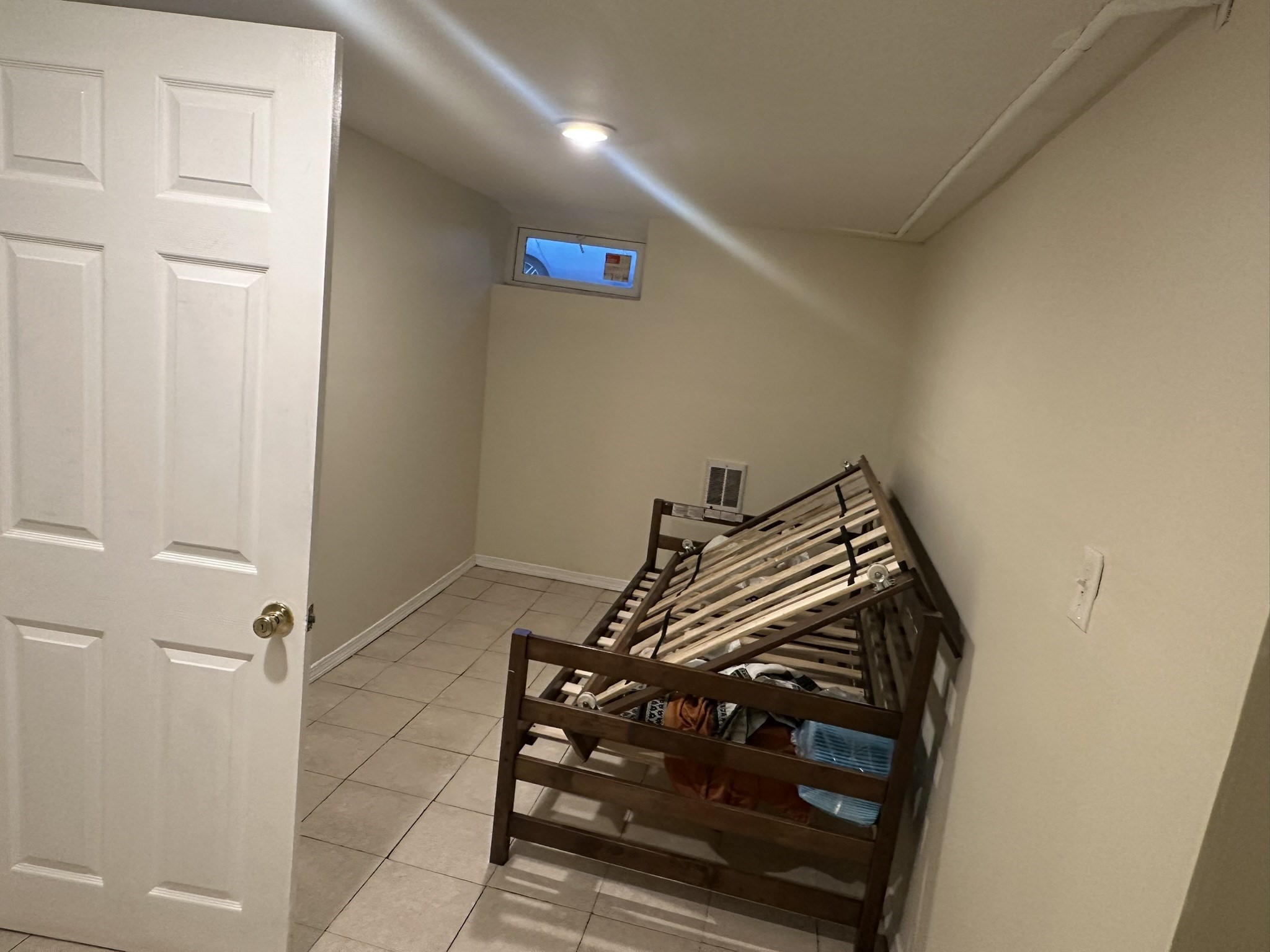 10 Milton Ter Property Photo 29