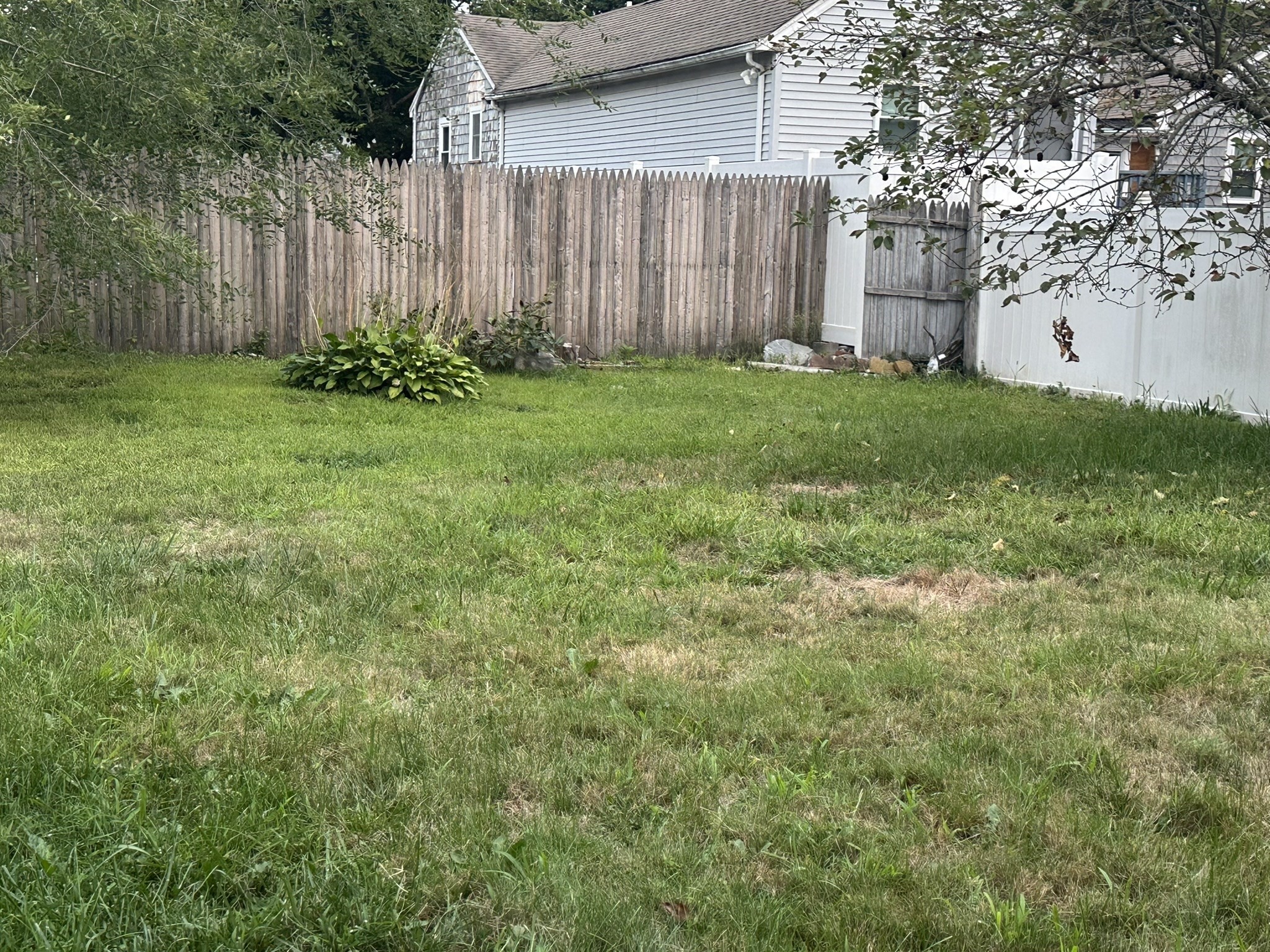 10 Milton Ter Property Photo 34