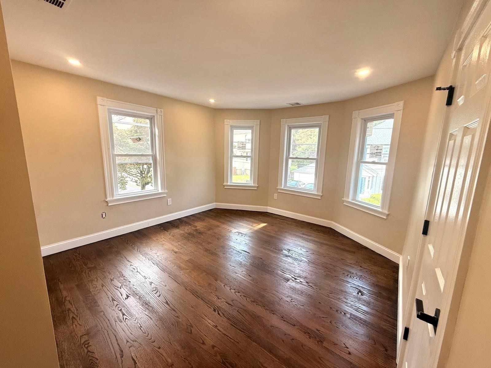 163 Sylvan St Property Photo 16