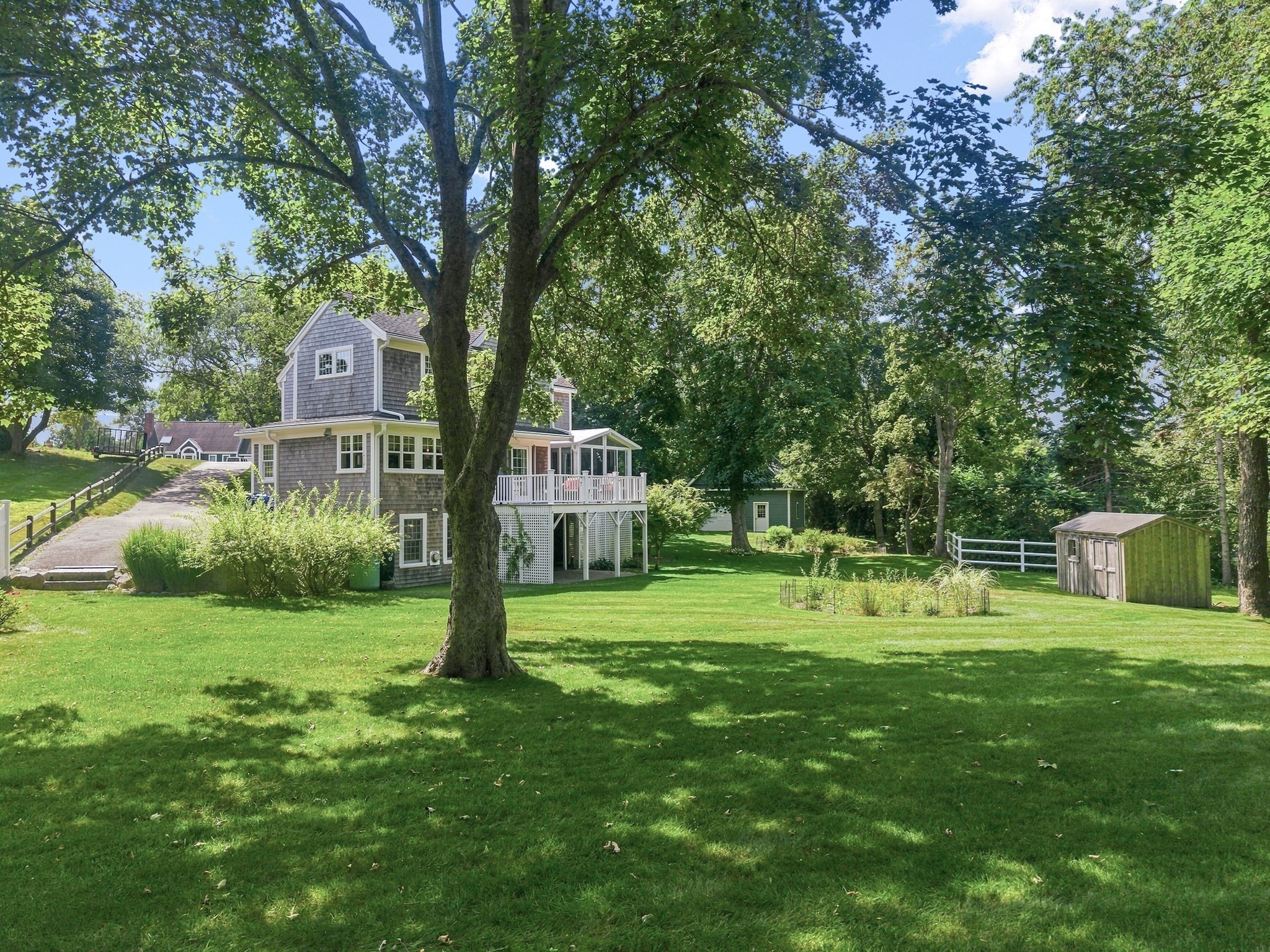 6 Meadowlark Ln Property Photo 33