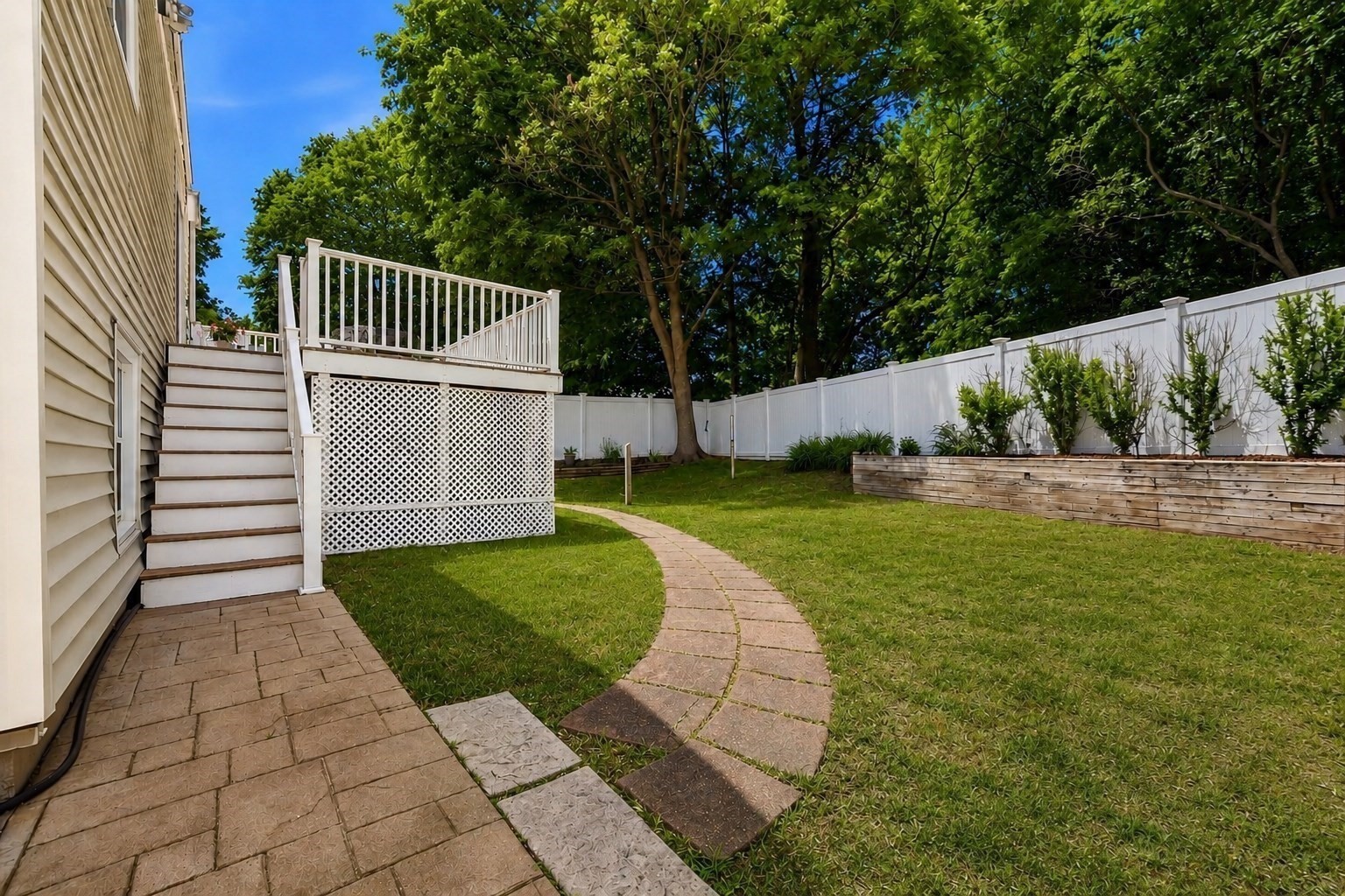 7 Taylor # 2 Property Photo 13