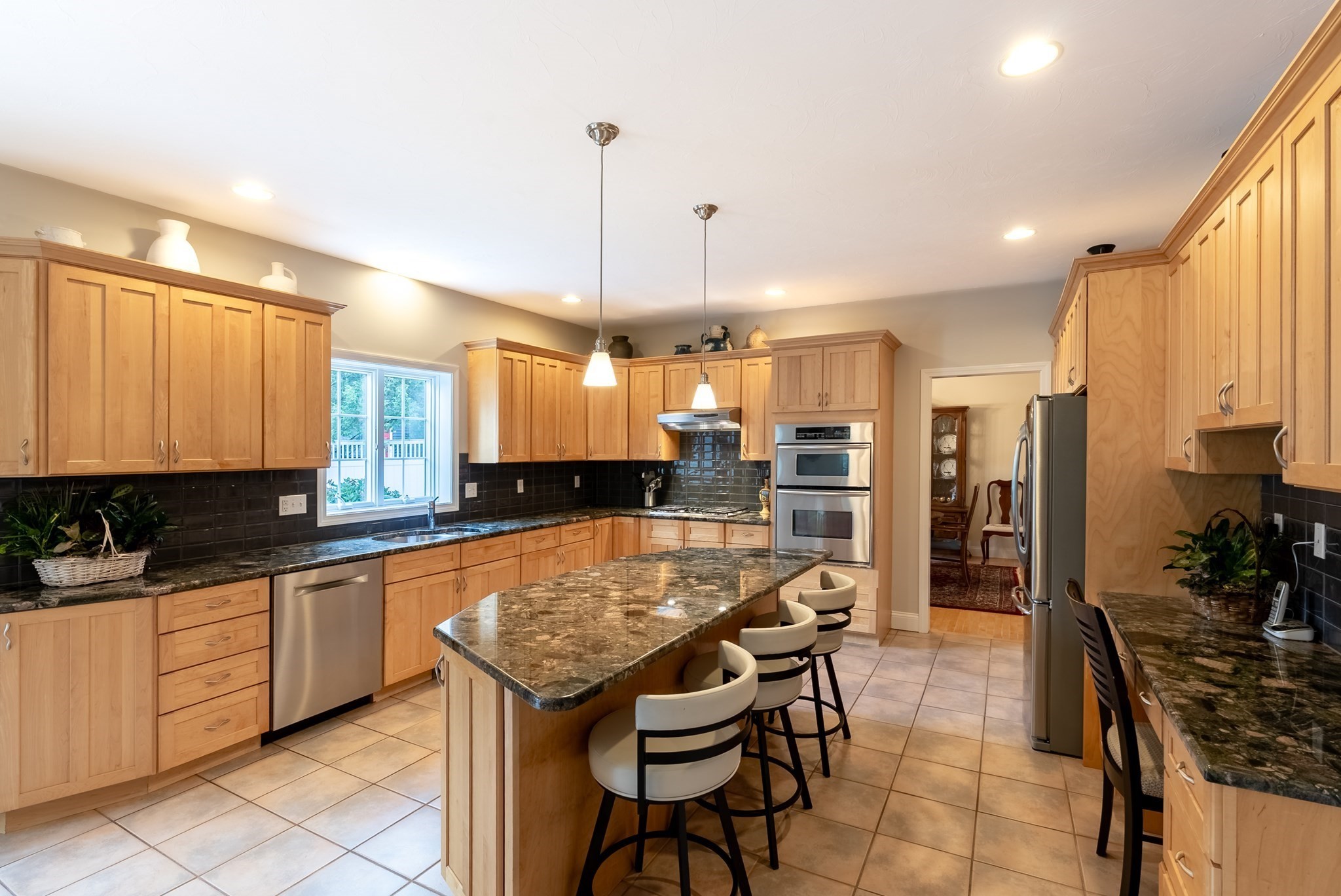 16 Ridgeview Lane Property Photo 8