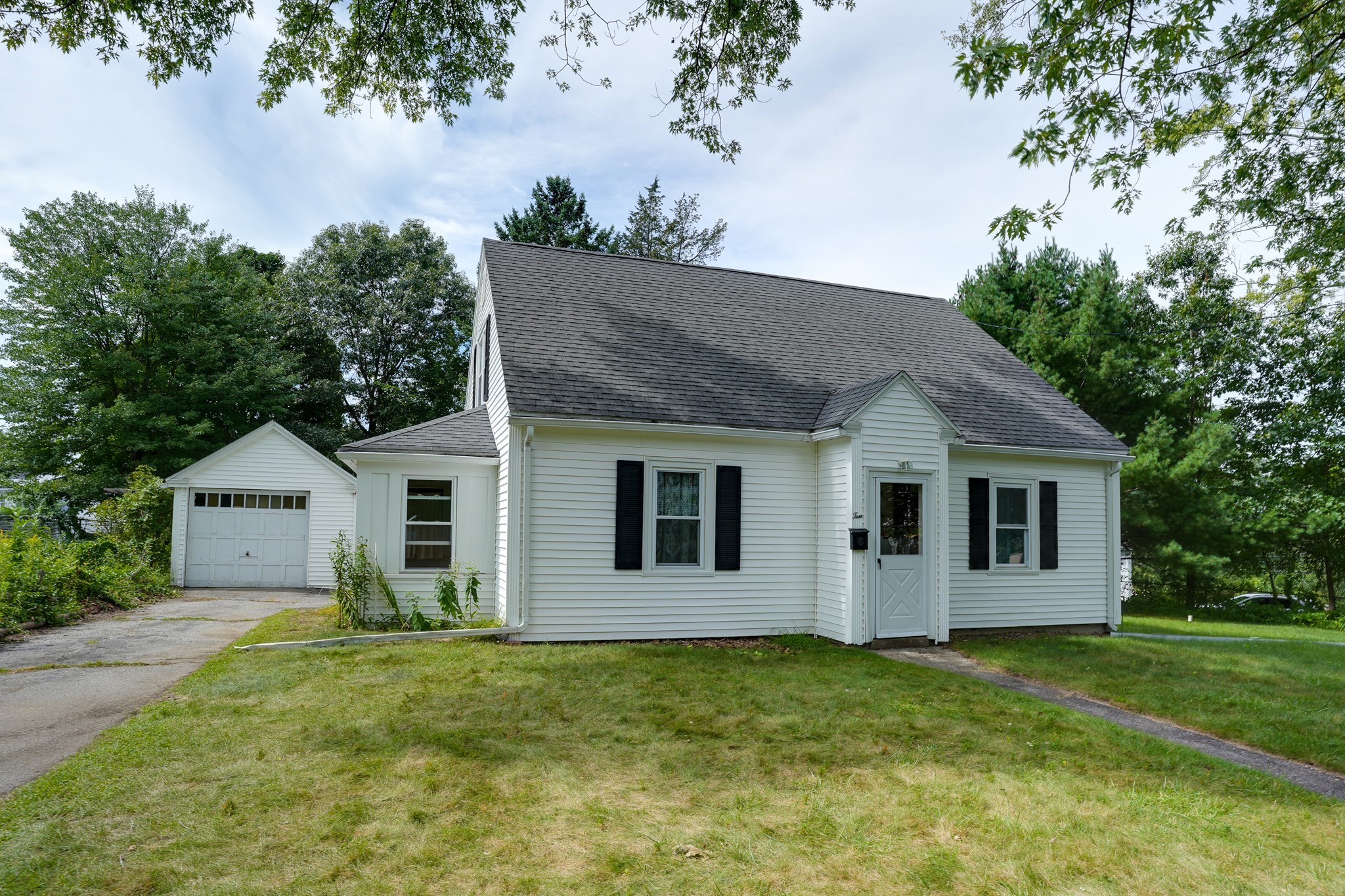 10 Westbrook Rd Property Photo 1