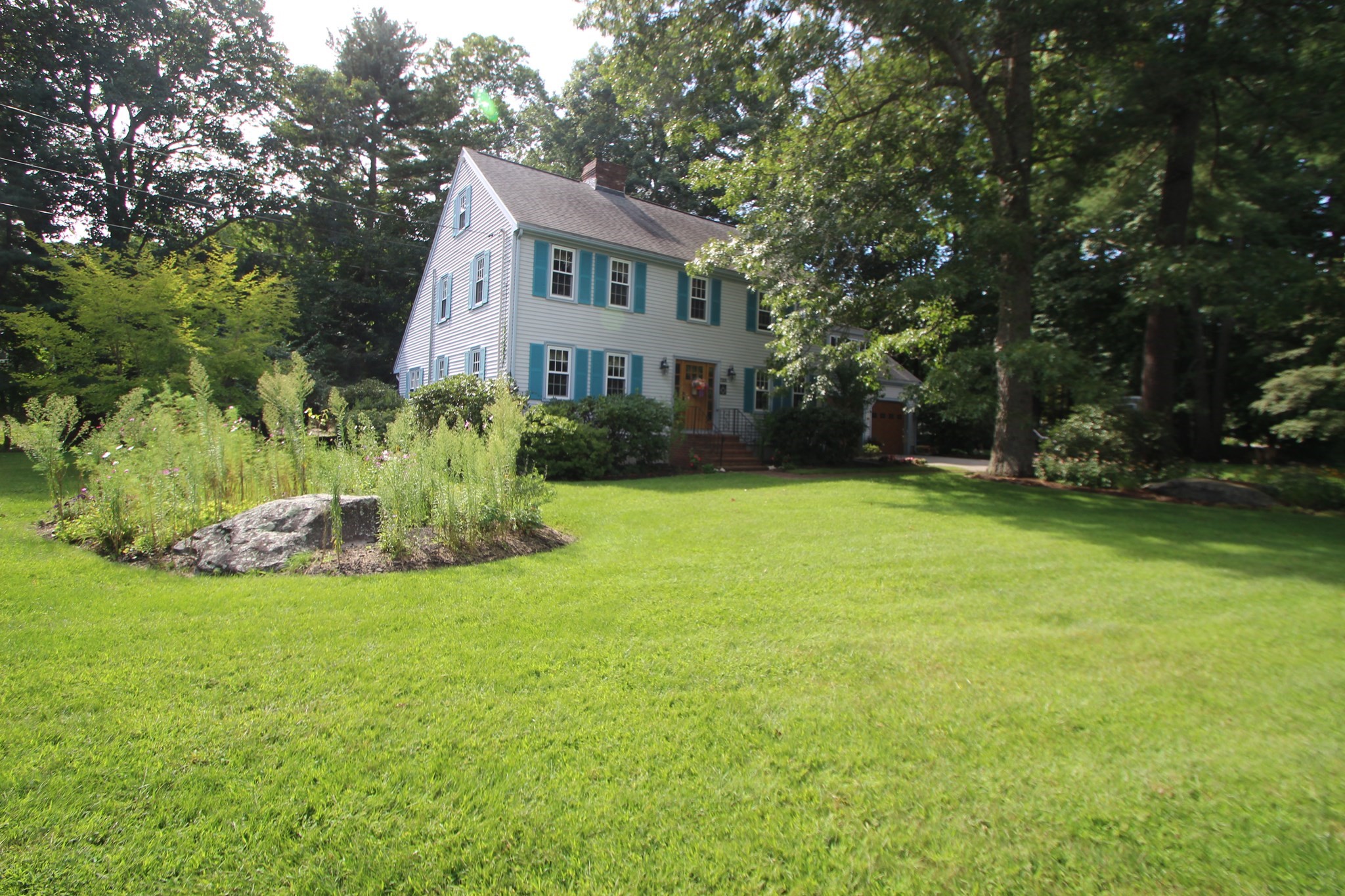 125 Boxwood Ln Property Photo 1