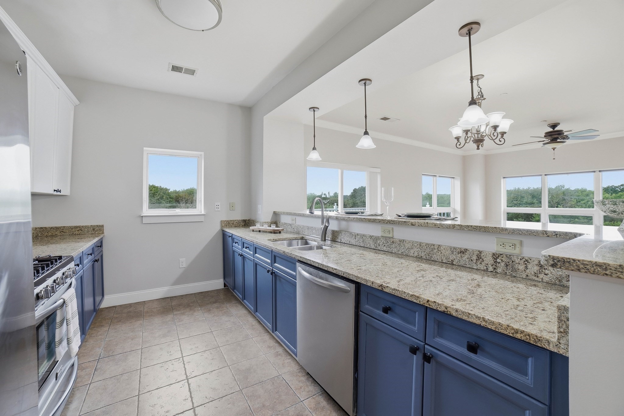 527 Pawtucket Blvd # 608 Property Photo 3