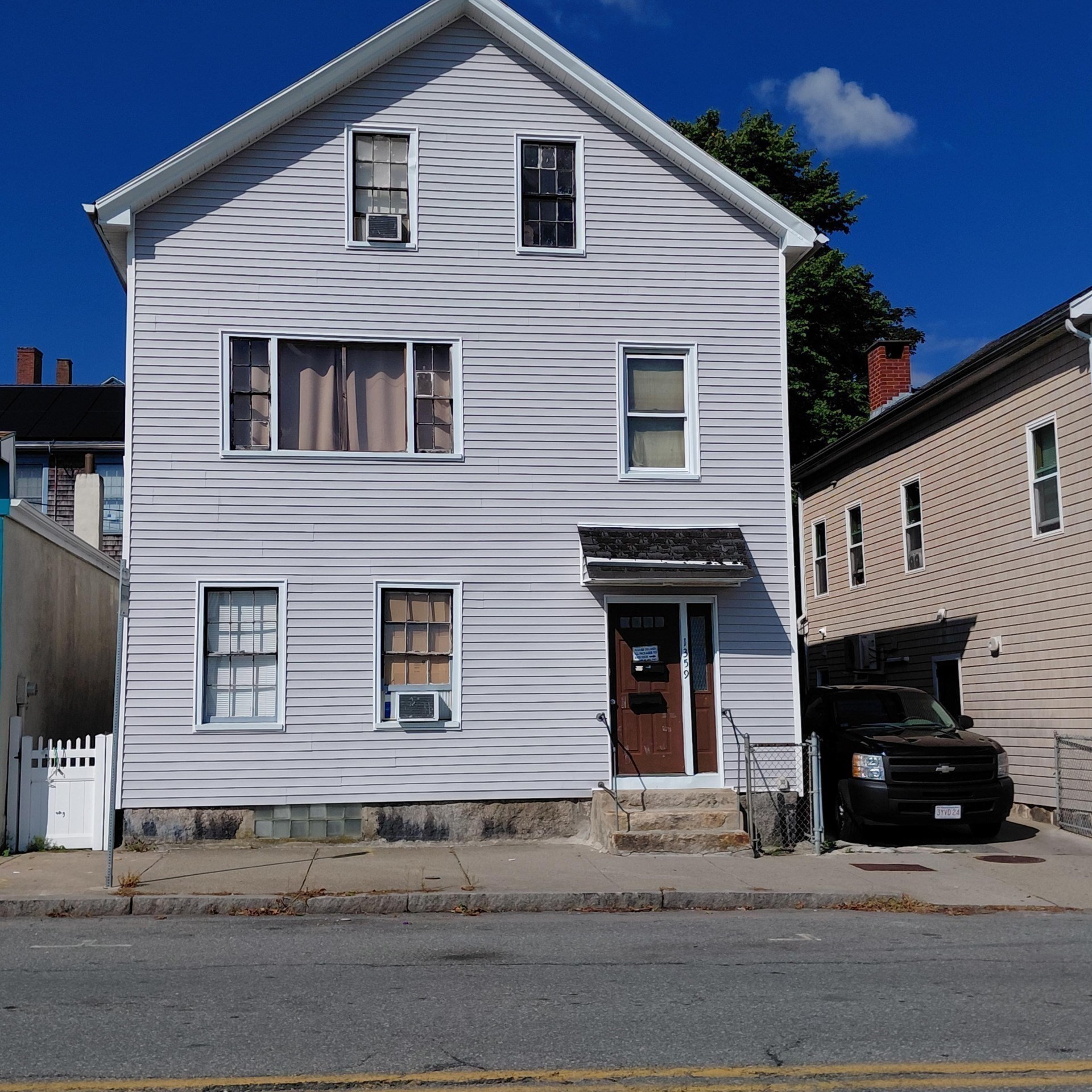 1359 Purchase St Property Photo 1