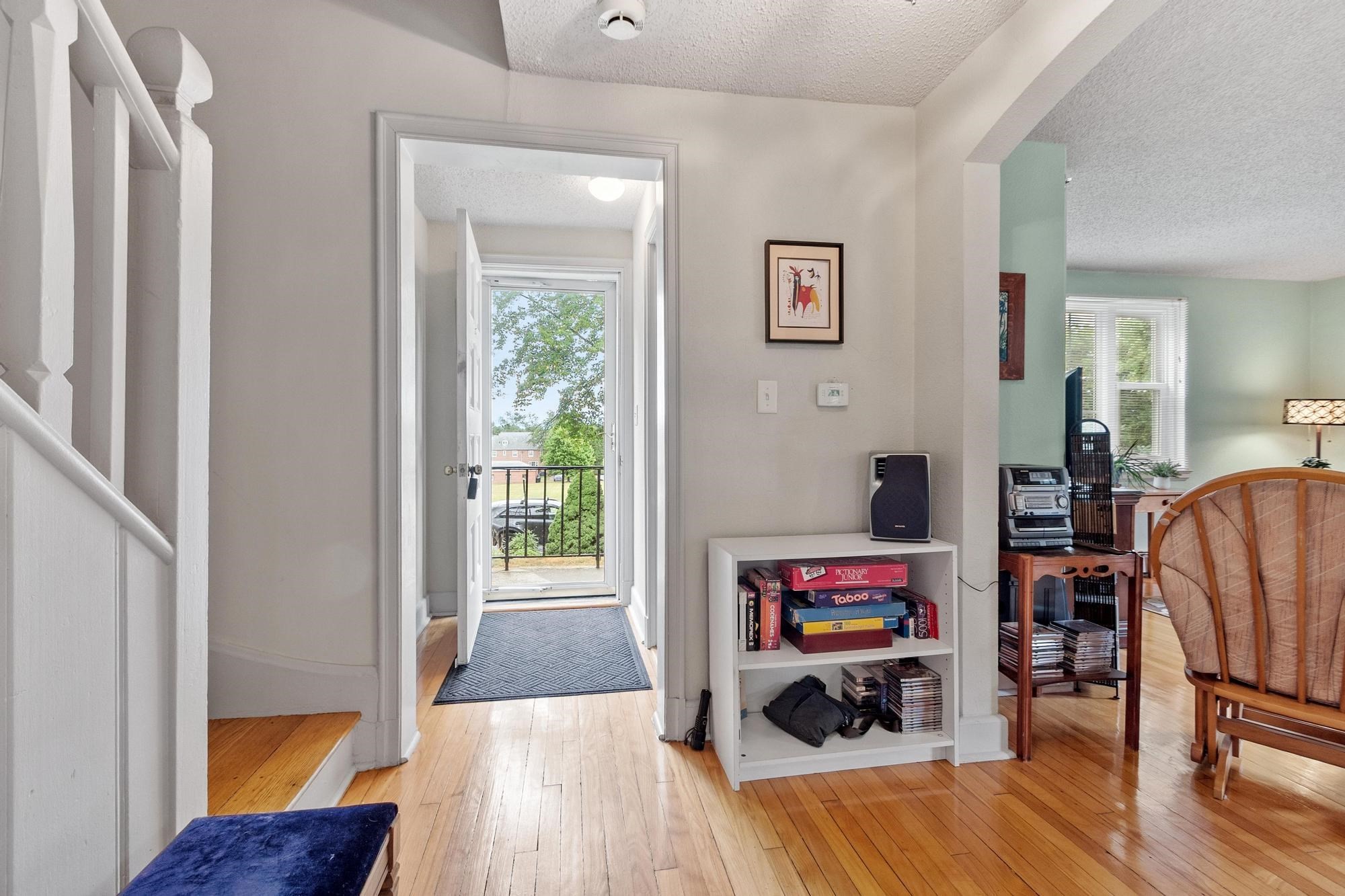 5 Walnut # 5a Property Photo 8