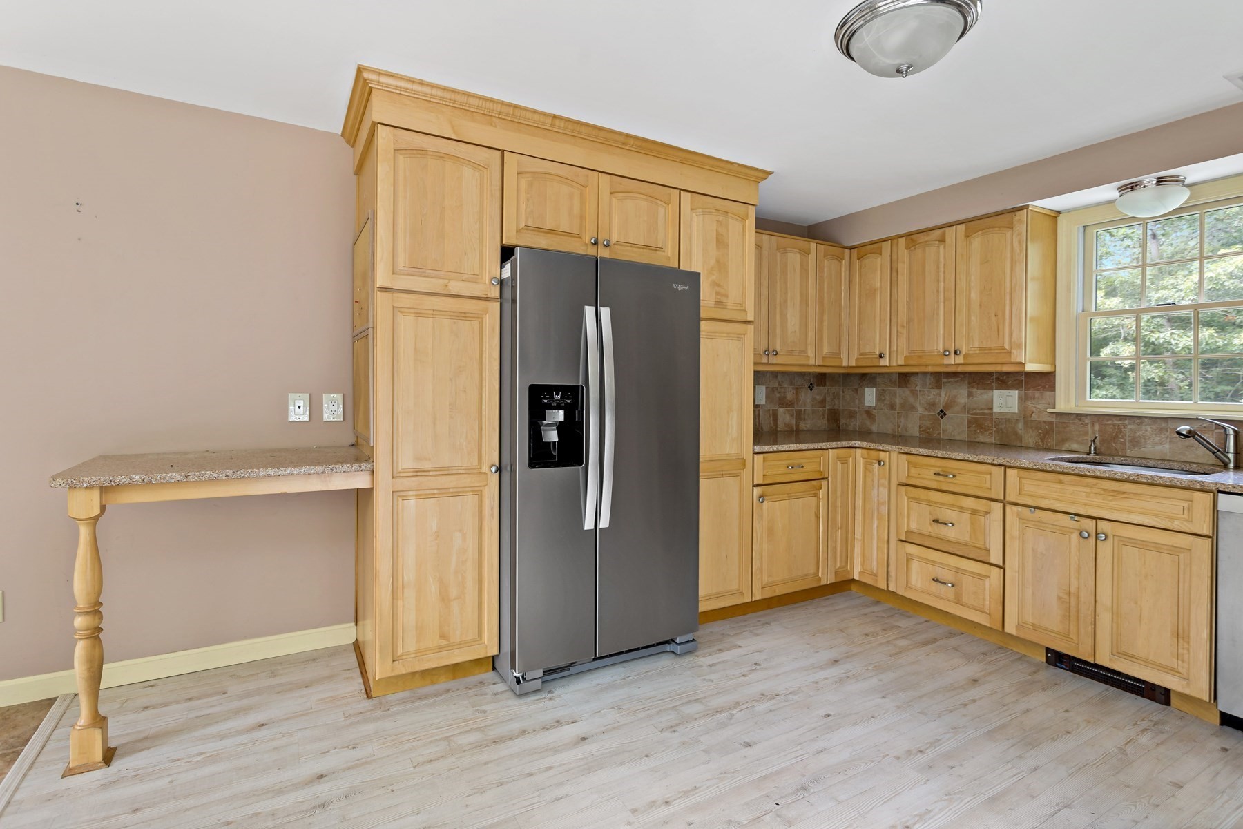378 Ames Way Property Photo 10