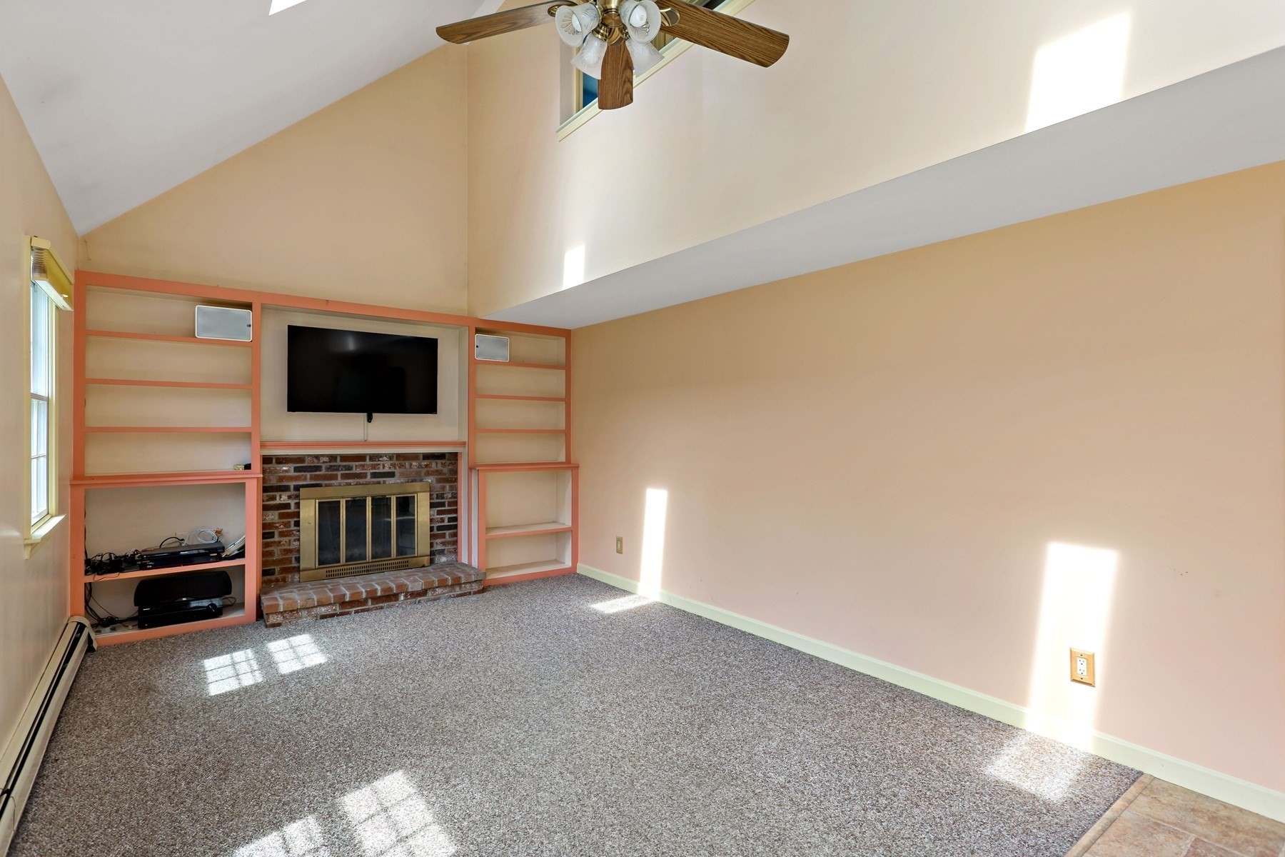 378 Ames Way Property Photo 13