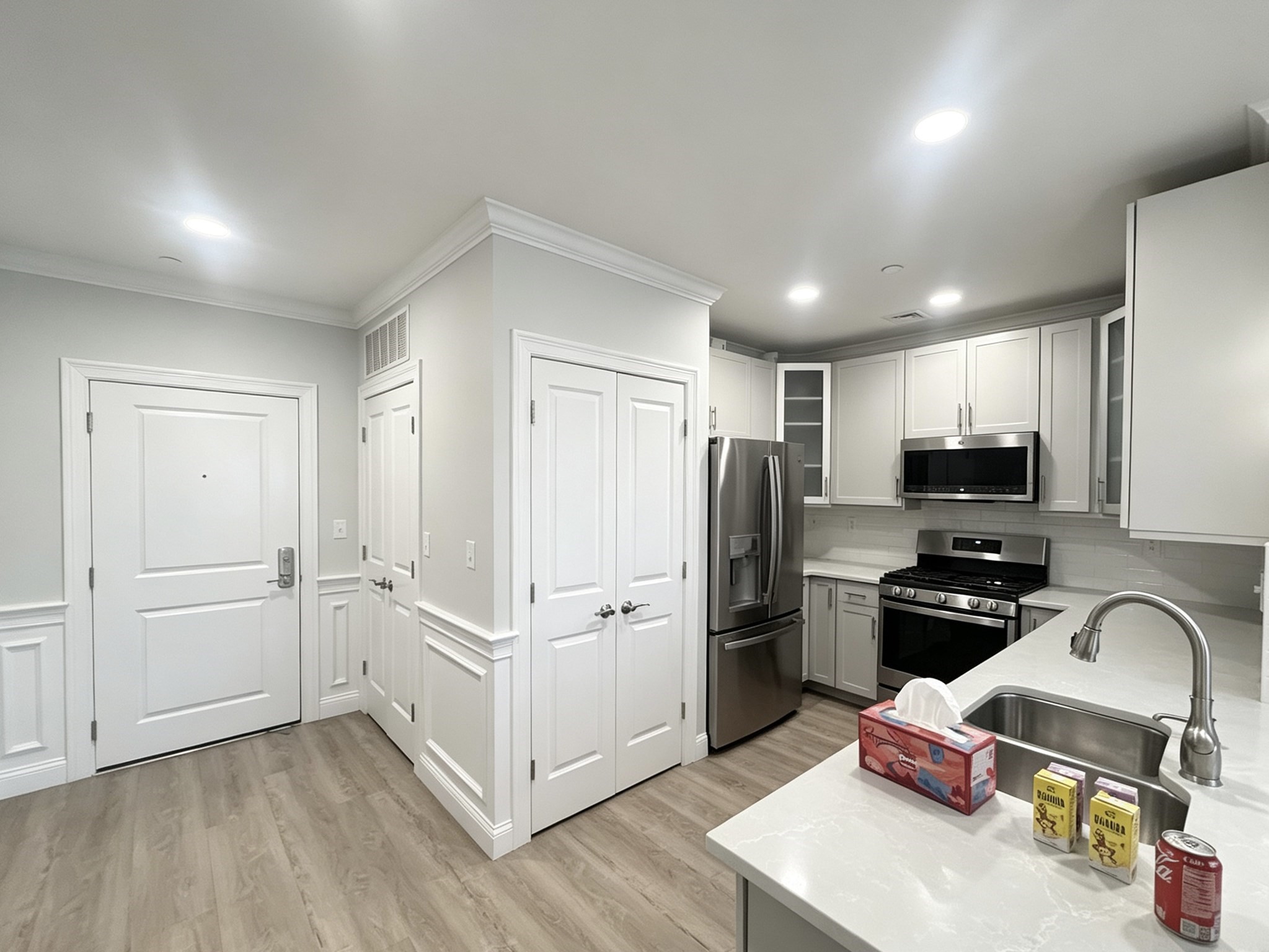 320 Middlesex Ave # E104 Property Photo 3