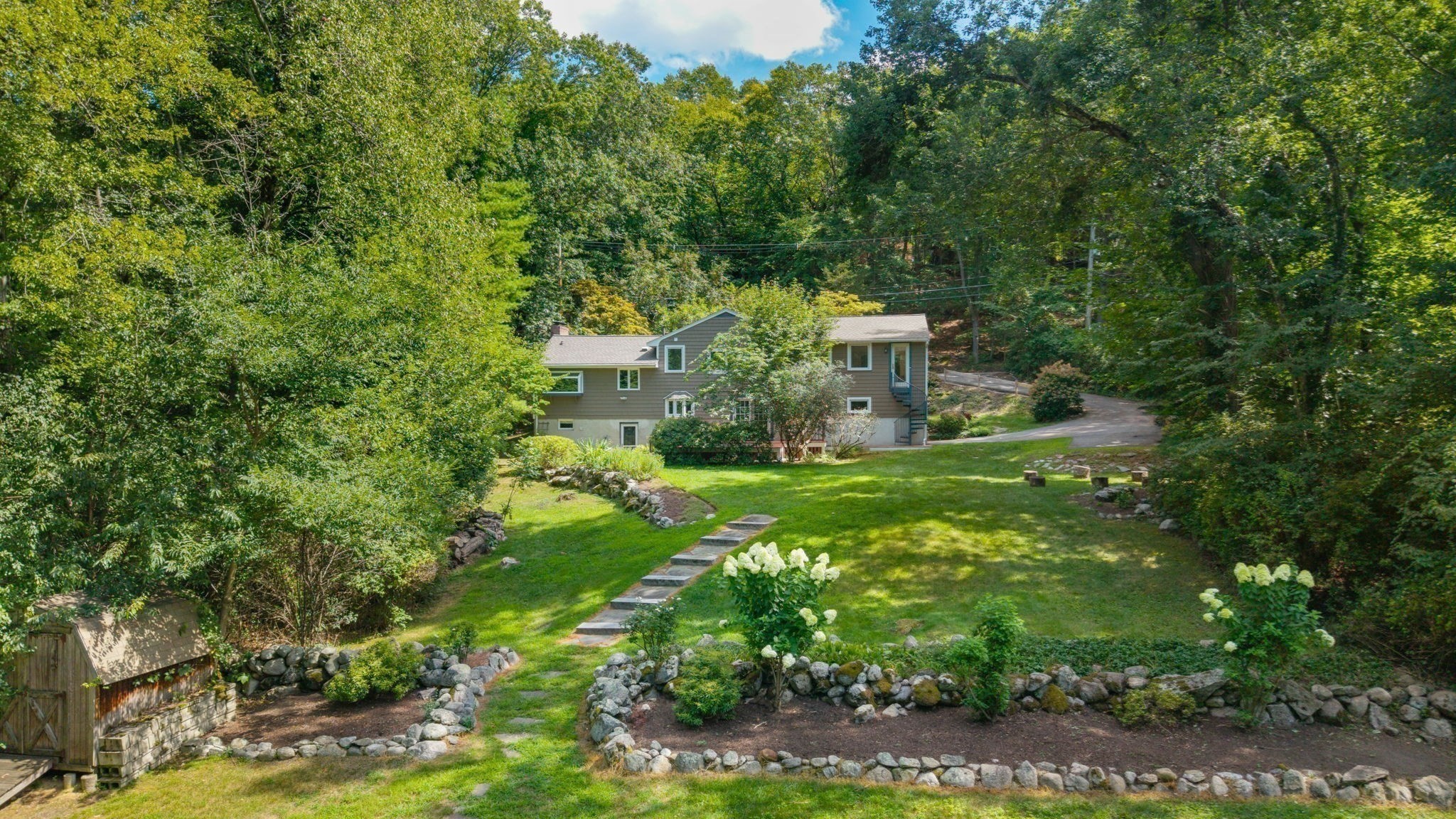 126 Lexington Road Property Photo 19