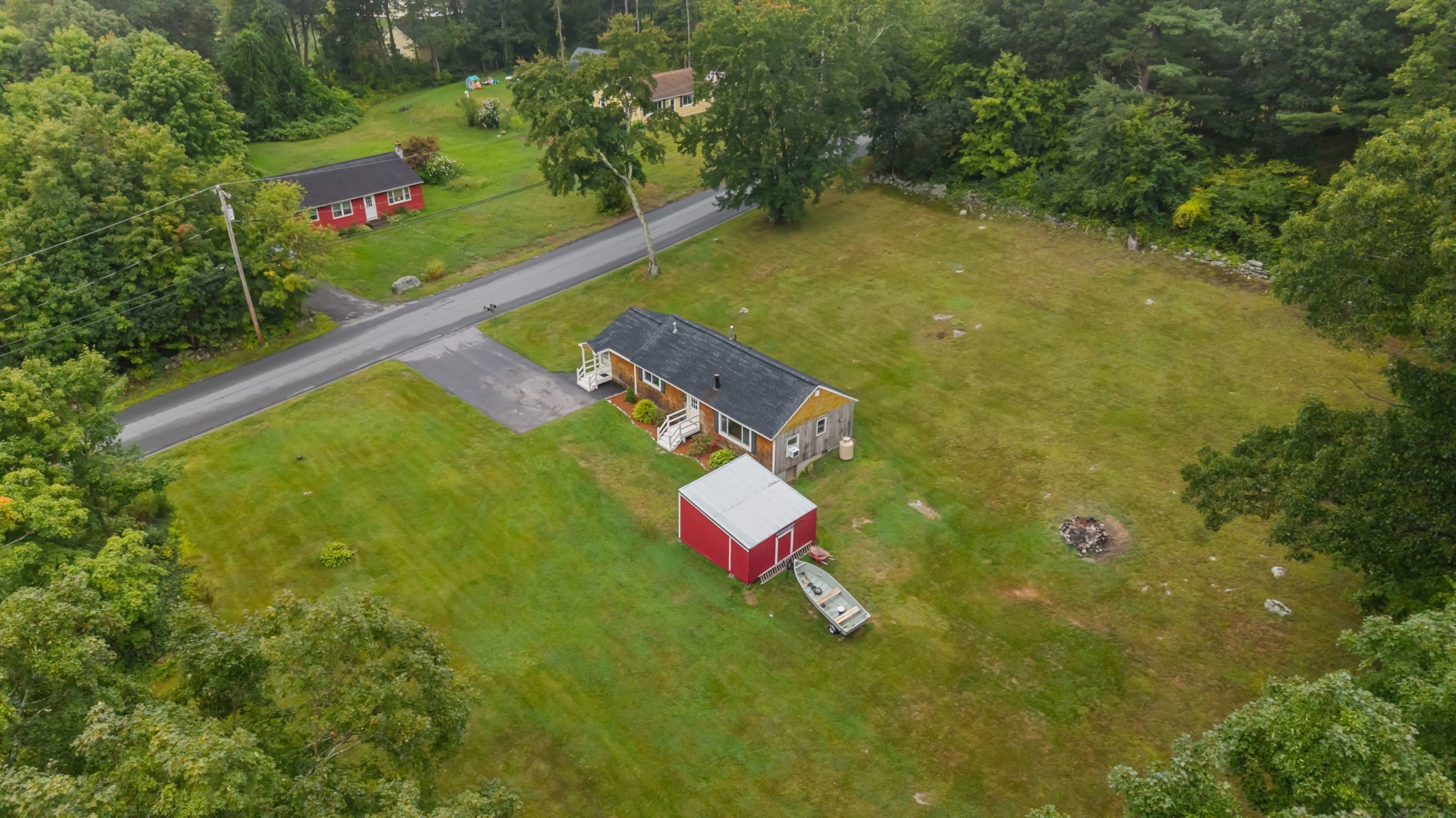 185 Linden St Property Photo 38