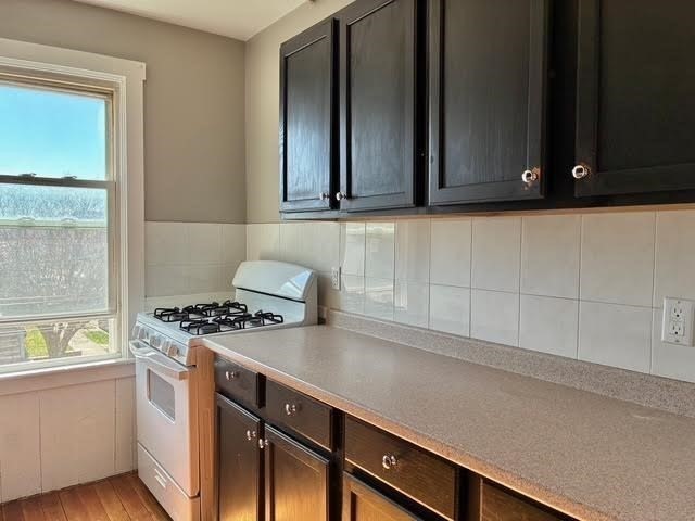 653 Brock Avenue # 2 Property Photo 7