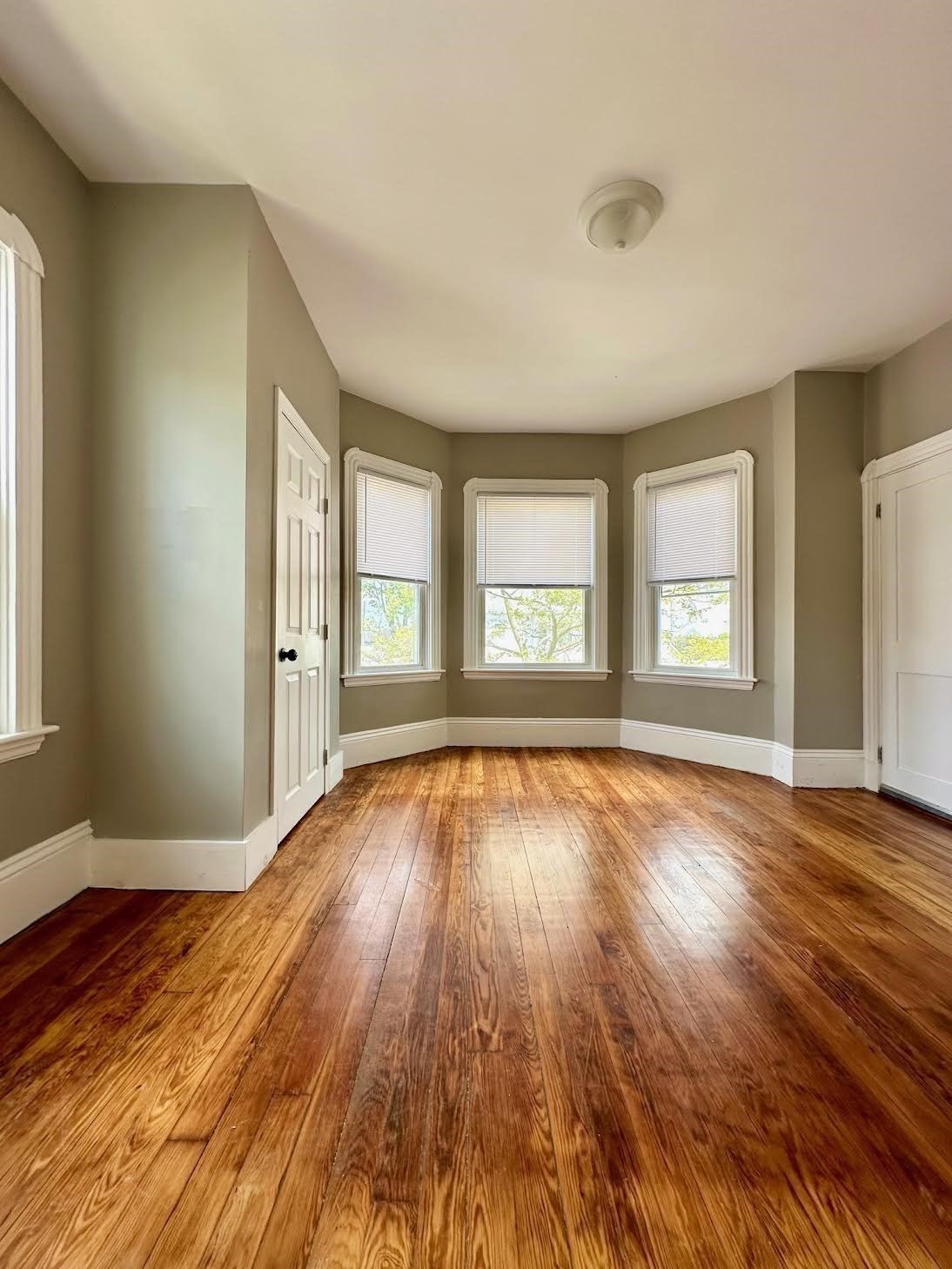 653 Brock Avenue # 2 Property Photo 12