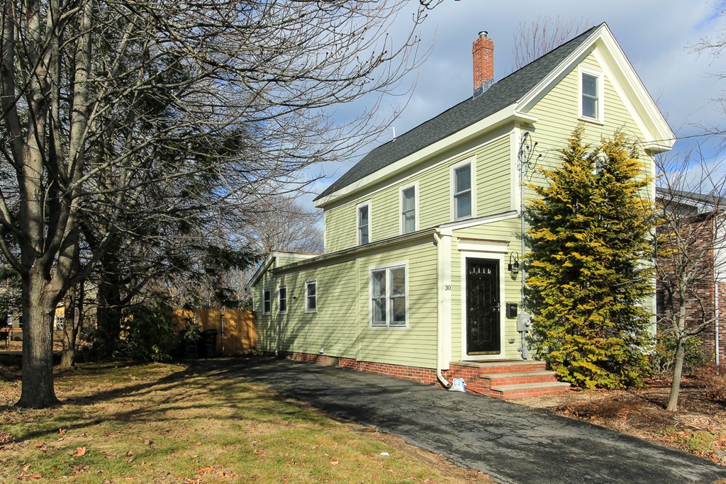 30 Ashland St. Property Photo 1