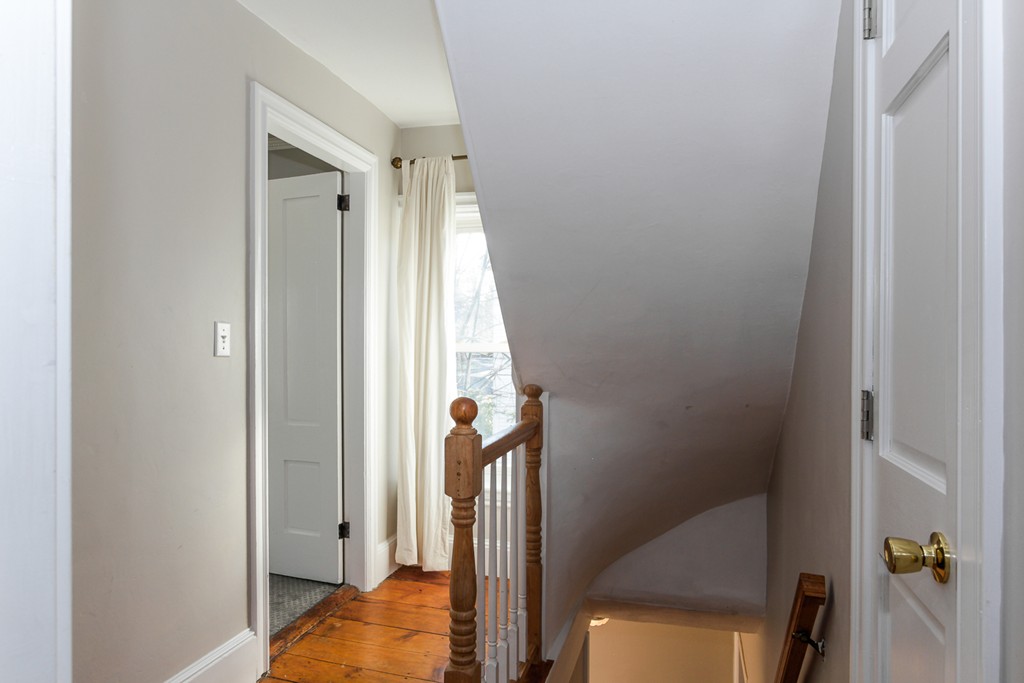 30 Ashland St. Property Photo 20
