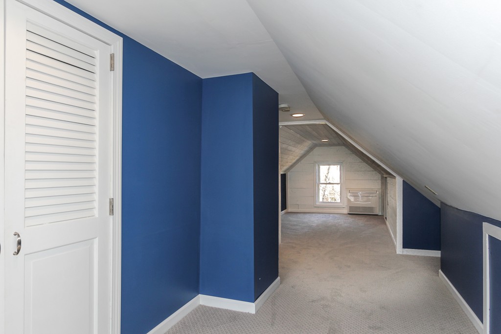 30 Ashland St. Property Photo 23