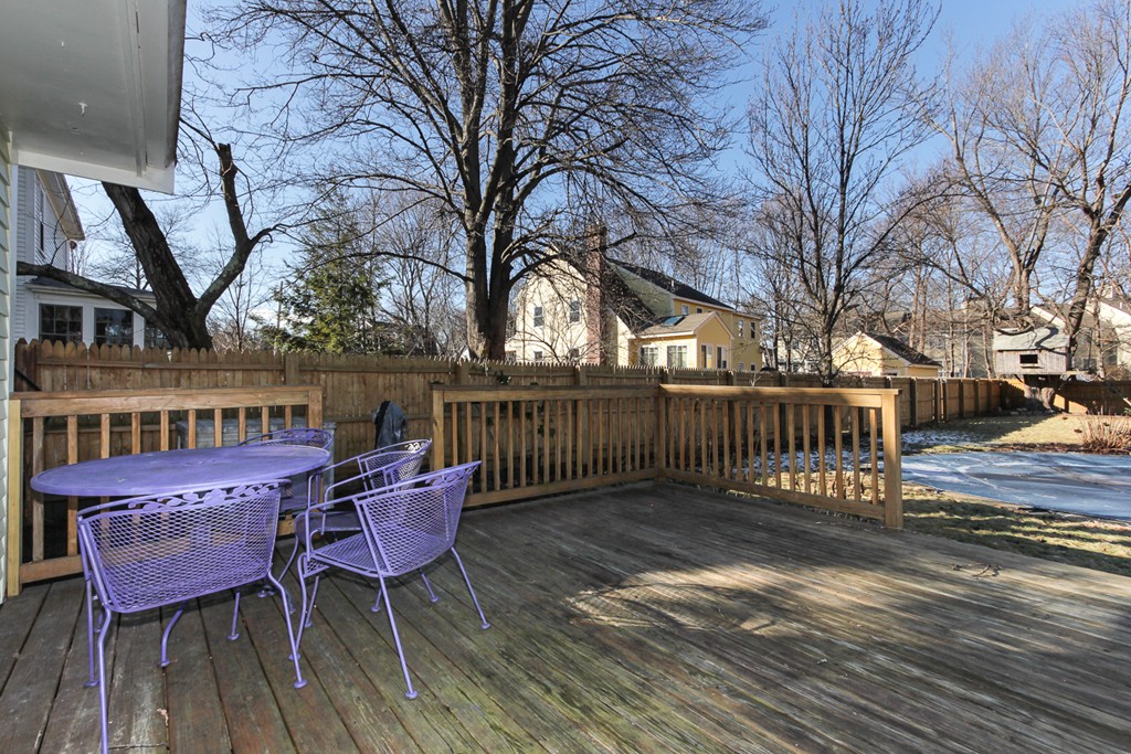 30 Ashland St. Property Photo 24