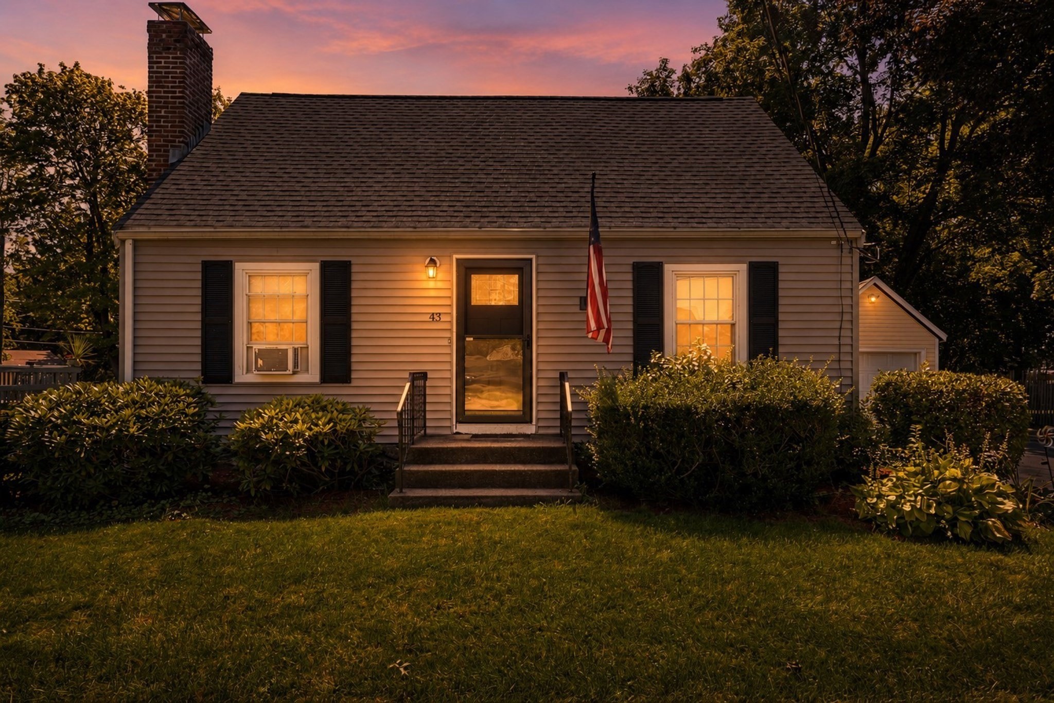 43 Spruce Street Property Photo 2