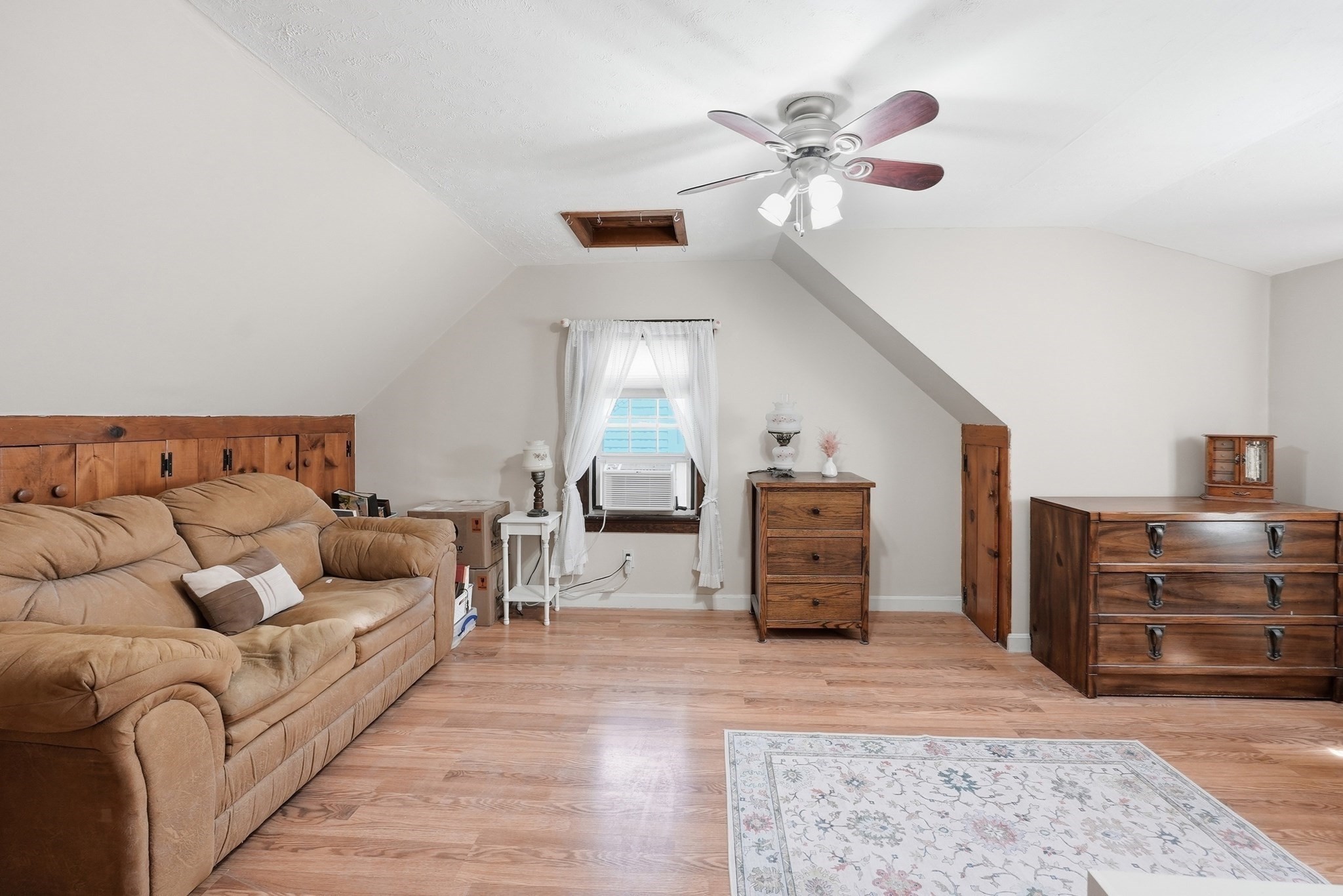 43 Spruce Street Property Photo 19