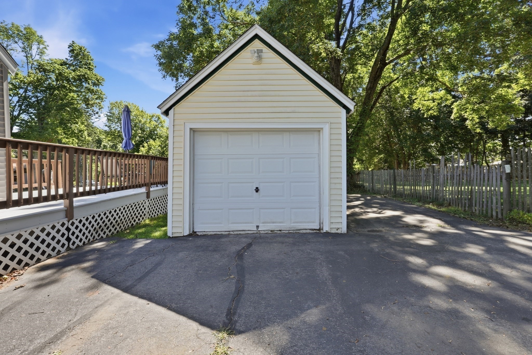 43 Spruce Street Property Photo 29