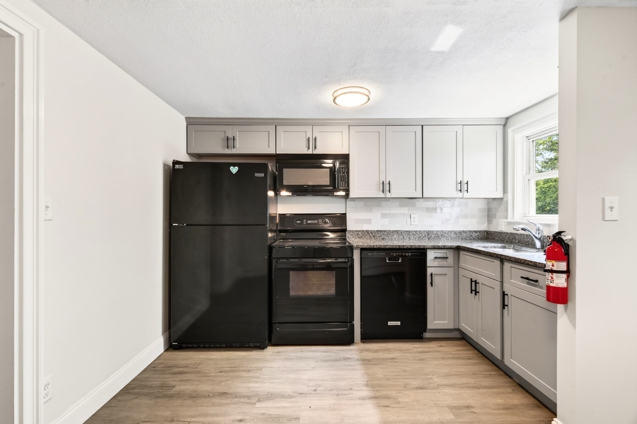 2 Charles St # 5 Property Photo 1