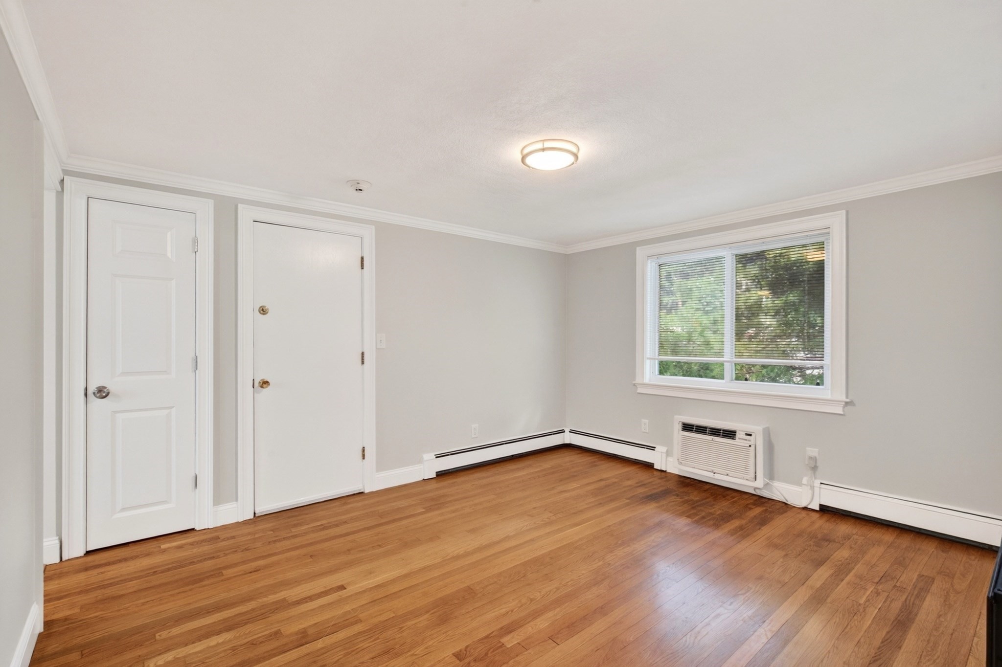 2 Charles St # 5 Property Photo 5