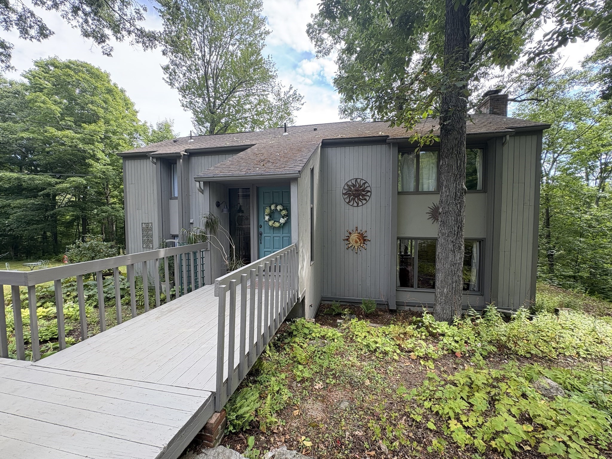 450 Glendale Rd Property Photo 2