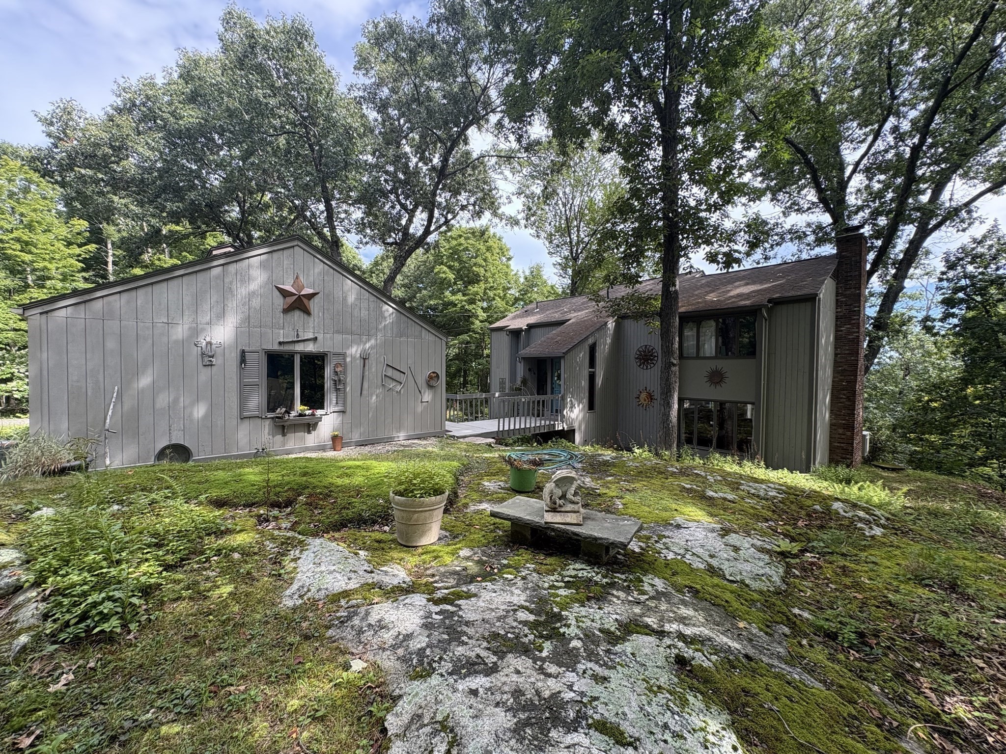 450 Glendale Rd Property Photo 3