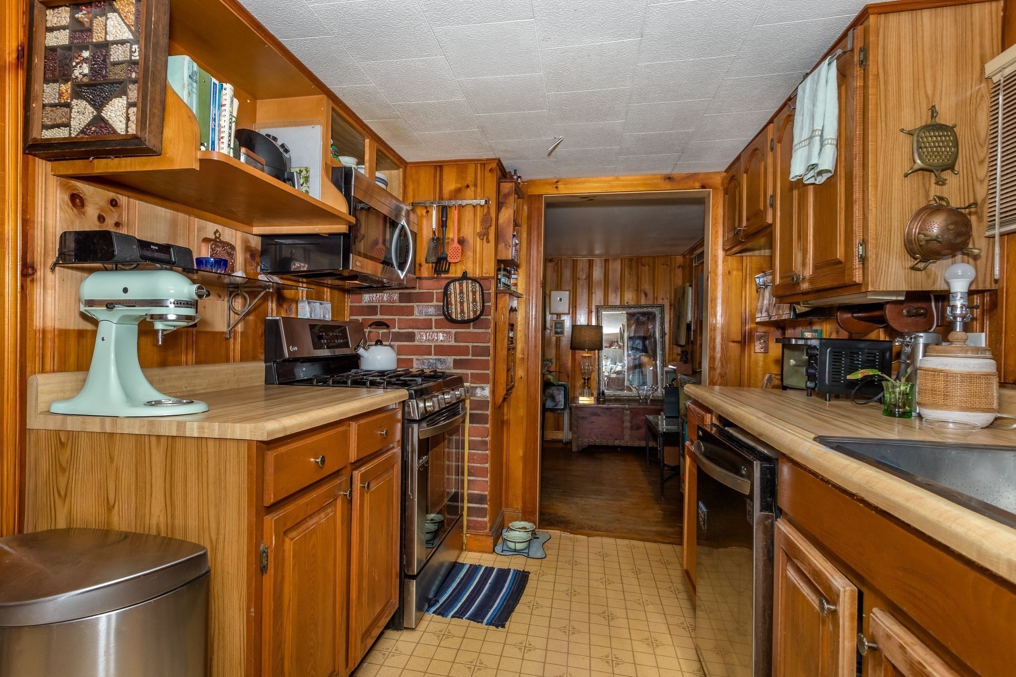 20 Crest Ave Property Photo 8