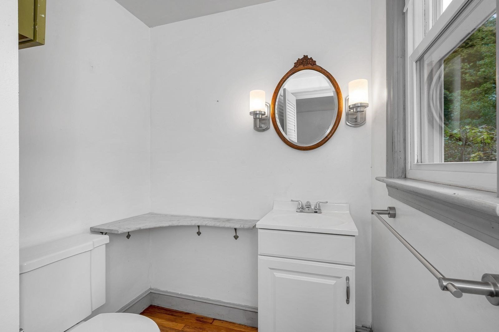 16 Central St Property Photo 19