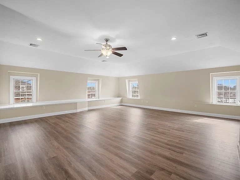 63 Varnum Ave # 1 Property Photo 2