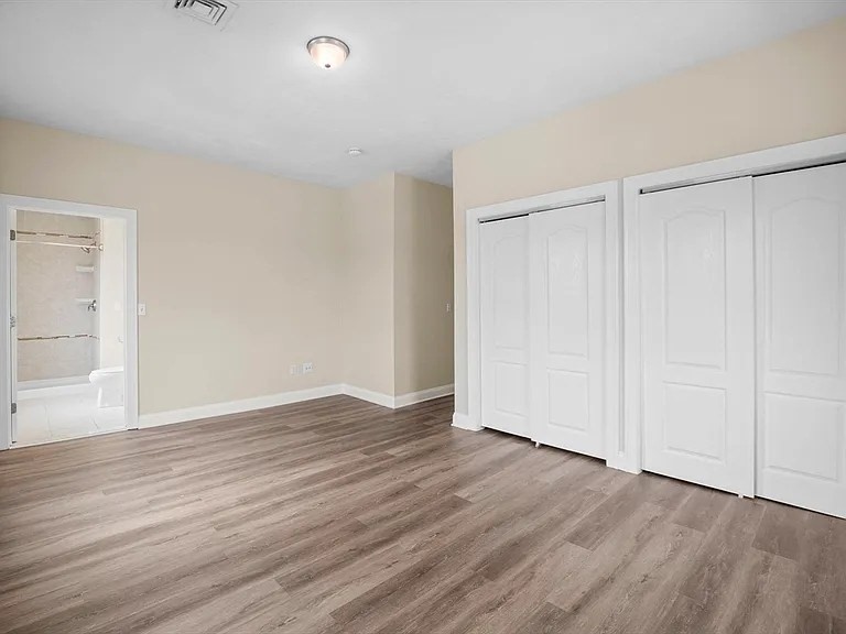 63 Varnum Ave # 1 Property Photo 11