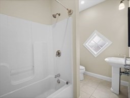 63 Varnum Ave # 1 Property Photo 12