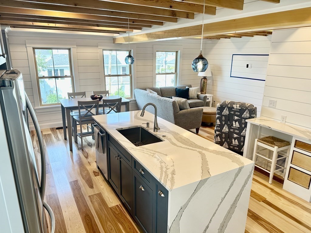 154 Cadish Ave Incl Util 10/1-5/31 # 2 Property Photo 5