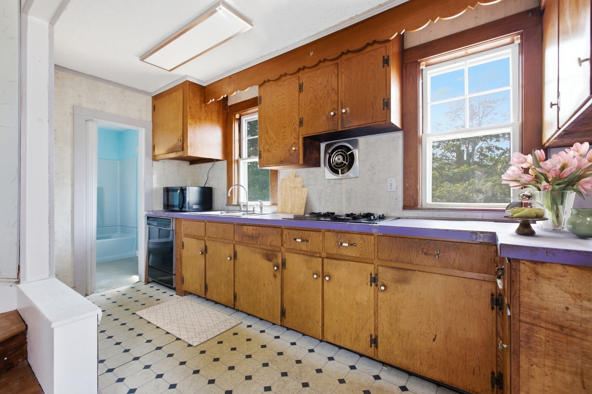 9 Stafford Rd Property Photo 3