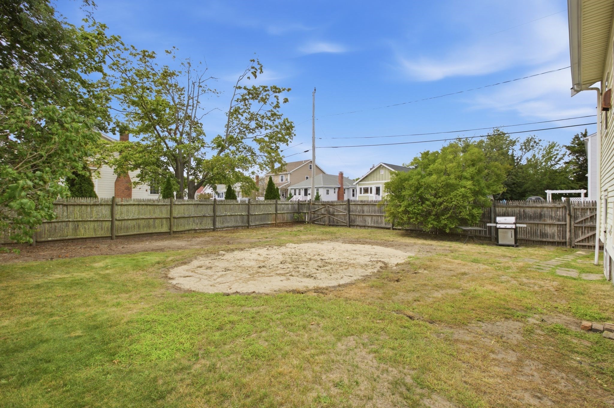 9 Stafford Rd Property Photo 15