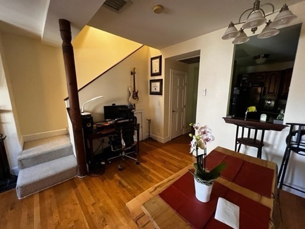 120 Norway St # 16 Property Photo 2