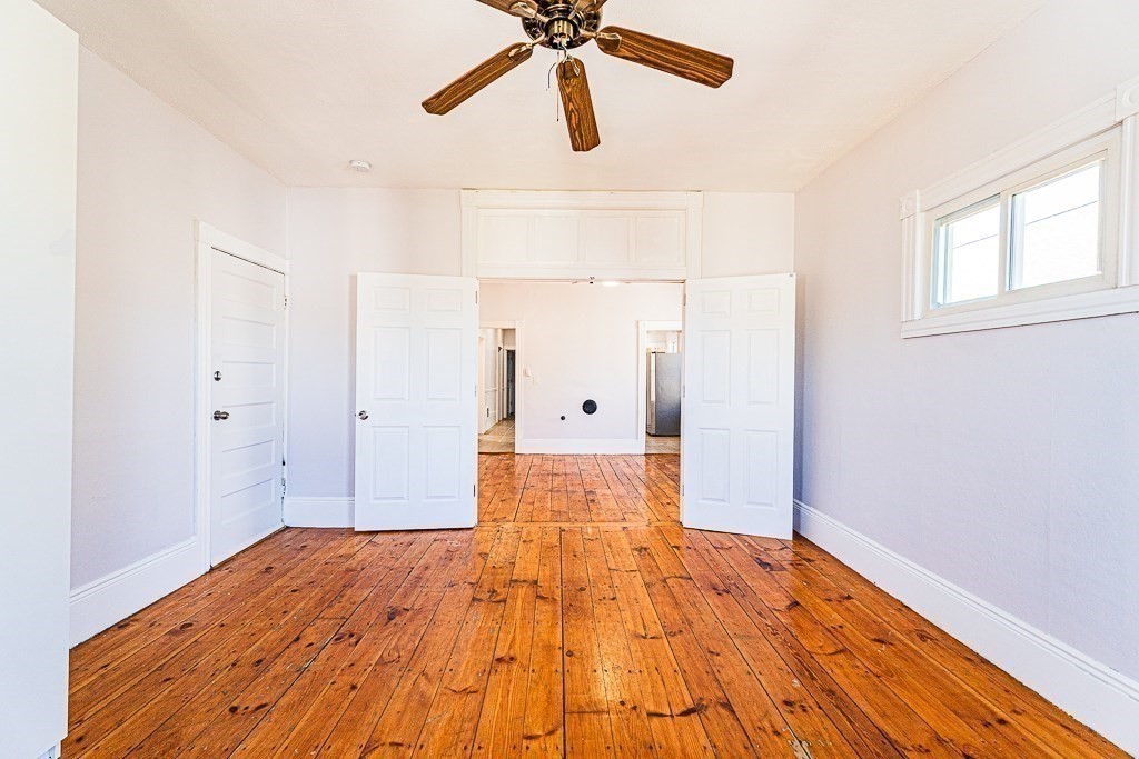 15 Sigel St Property Photo 11
