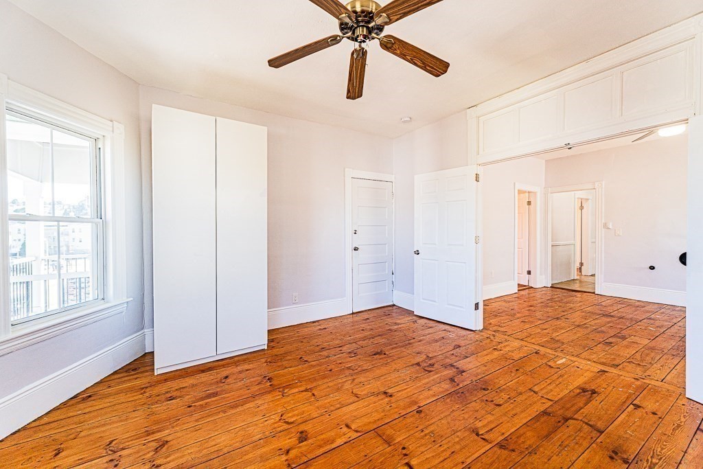 15 Sigel St Property Photo 12